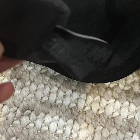 Skims Fits Everybody Push-up Bra - Picture 4 of 6